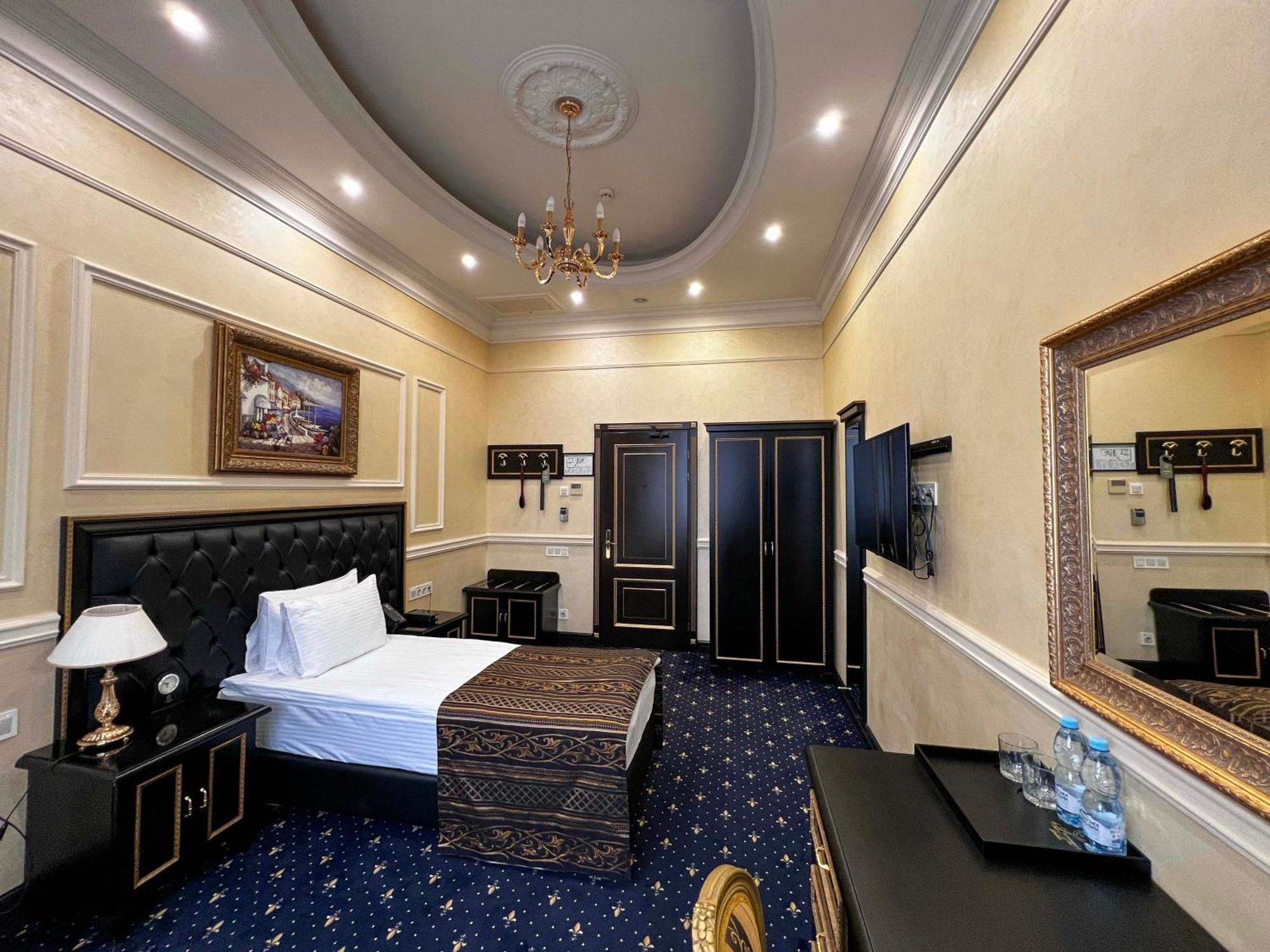 Hotel Villa le Premier Maestro Odesa Exterior foto